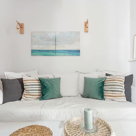 Romantic Love-Nest Studio Near Acropolis & Metro Афины Экстерьер фото